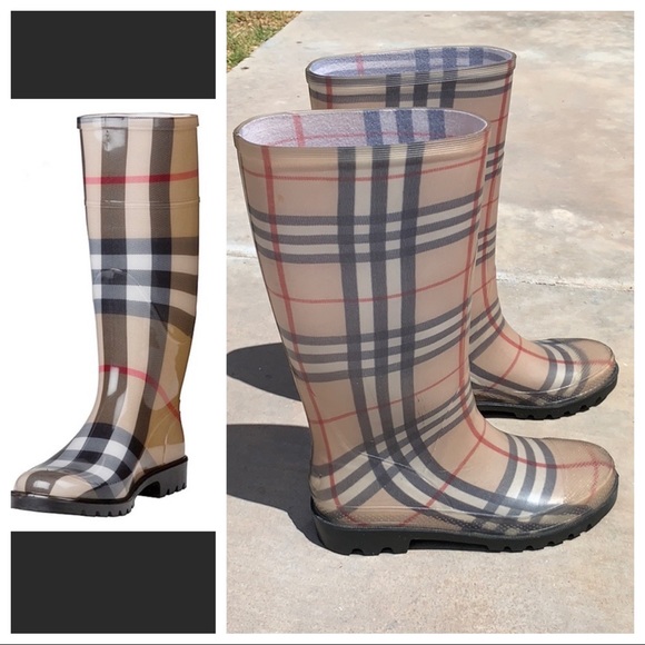Burberry Shoes - Burberry Rain Boots Tan Plaid Size 9 VGUC